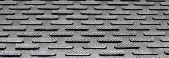 Black color Ultra-Durable and Economical Rubber Doormat texture